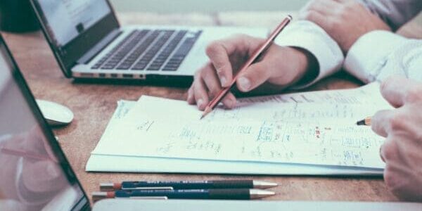 scott-graham-5fNmWej4tAA-unsplash